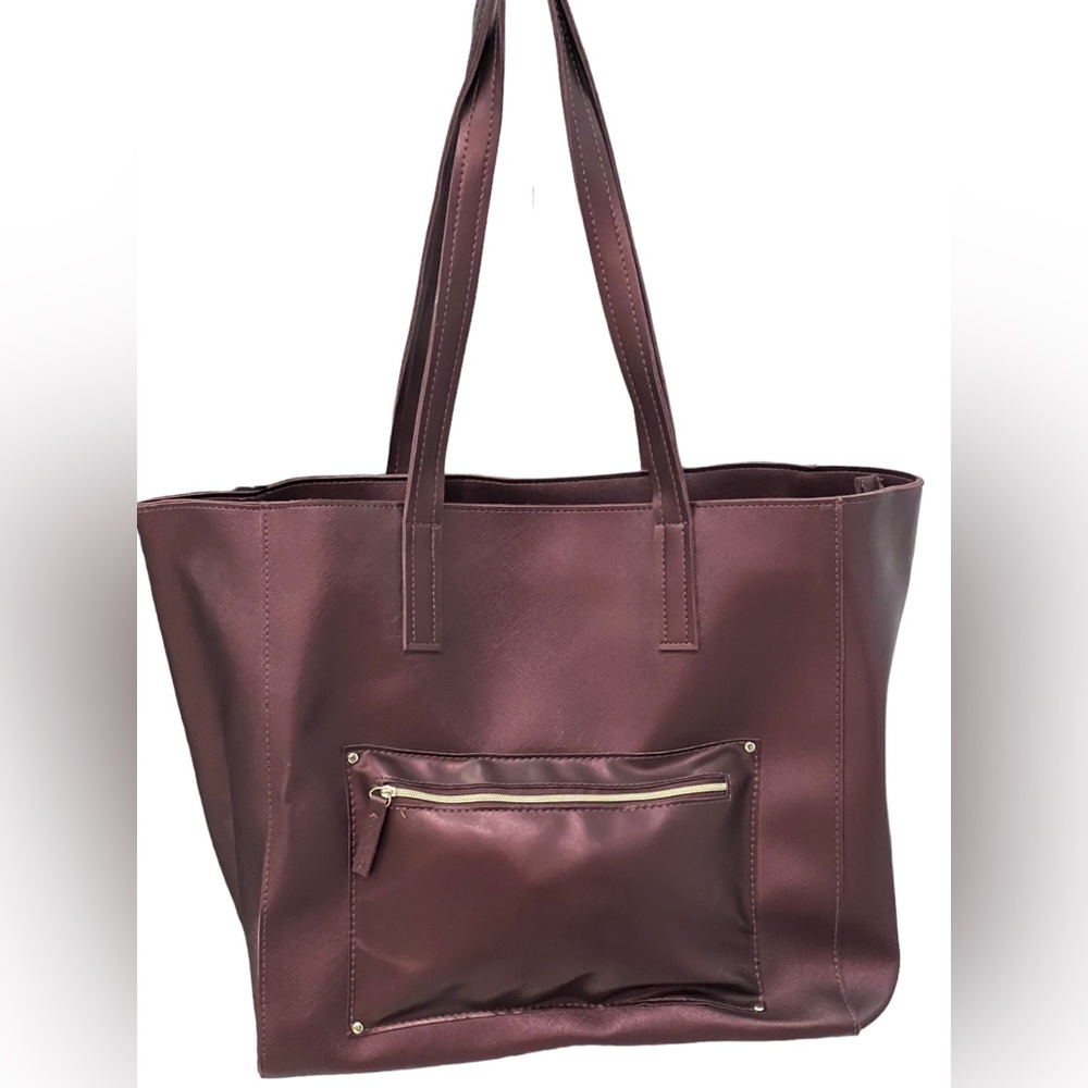 Bag Tote Bag-EUC -not sure about the color -see video and sold as is regardless